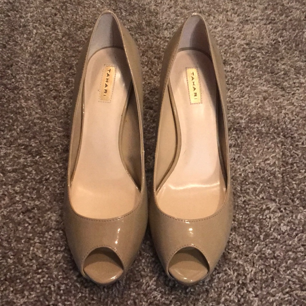 Tahari peep toe heels
